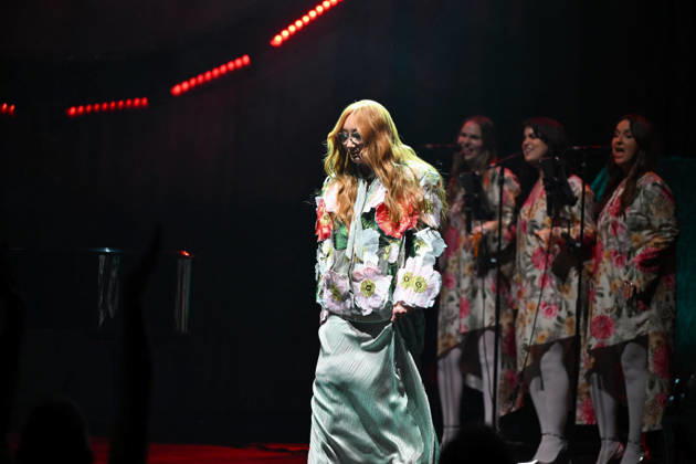 Tori Amos Performs At L Olympia - Paris Tori Amos performs at the l Olympia in Paris, France on April 28, 2026. Photo by Christophe Meng ABACAPRESS.COM Paris Ile-de-France France  Copyright: xMengxChristophe ABACAx