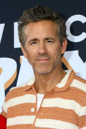 USA - FX s Welcome To Wrexham FYC Event - Burbank LOS ANGELES - APR 28: Rob McElhenney, Ryan Reynolds at the FX s Welcome To Wrexham FYC Event at Chloe s at Golden Road Brewing on April 28, 2026 in Burbank, CA Burbank CA USA  Copyright: xKathyxHutchinsx xHutchinsxPhotox