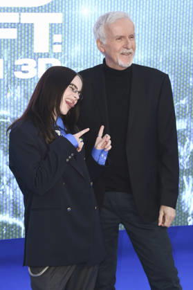 Billie Eilish und James Cameron bei der Premiere des 3D-Konzertfilms Billie Eilish - Hit Me Hard and Soft: The Tour im Odeon Luxe Leicester Square. London, 28.04.2026