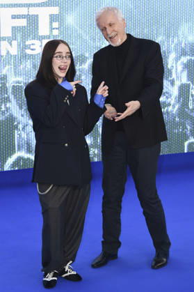 Billie Eilish und James Cameron bei der Premiere des 3D-Konzertfilms Billie Eilish - Hit Me Hard and Soft: The Tour im Odeon Luxe Leicester Square. London, 28.04.2026