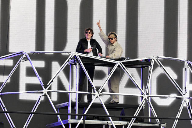 Ofenbach duo perform live before PSG Bayern Ofenbach live before PSG Bayern soccer Match, Champions League Ofenbach PSG vs Bayern Munich in Parc des Princes, Paris, France, on 28 April, 2026 28 04 2026 Paris, FRANCE 455477 2026 04 28 PARIS France  Copyright: xL.Urmanx xStarfacex STAR_455477_017