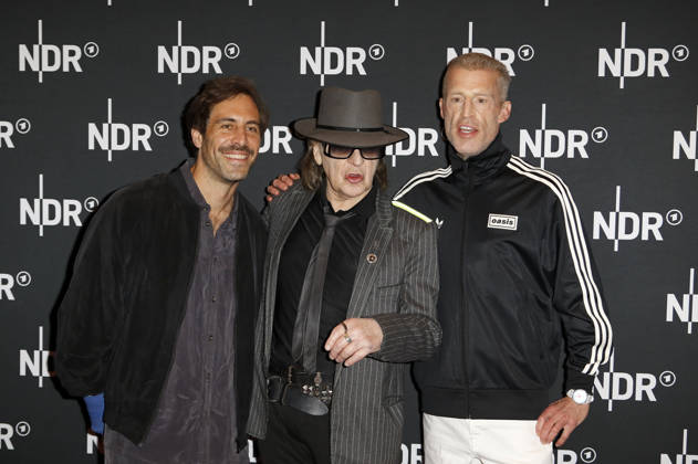 Max Giesinger, Udo Lindenberg und Benjamin von Stuckrad-Barre bei der Premiere des ARD-Dokumentarfilms Udo! Rebell. Rockstar. Ikone. in der Astor Filmlounge Hafencity. Hamburg, 28.04.2026