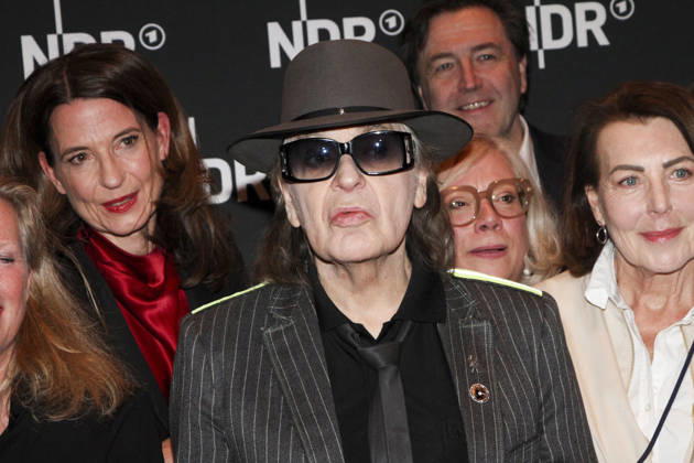 ABB LINDENBERG- Udo Gerhard Lindenberg auf dem roten Teppich bei der Kino Welt Premiere der ARD Dekou UDO Rebell Rockstar Ikone in der Astor Filmlounge in der Hafencity am 28.04.2026 in Hamburg Hamburg Deutschland
