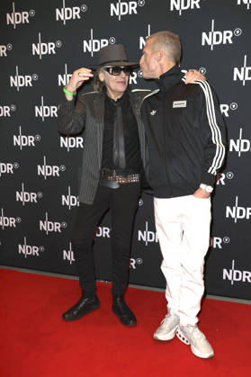 Udo Lindenberg und Benjamin von Stuckrad-Barre bei der Premiere des ARD-Dokumentarfilms Udo! Rebell. Rockstar. Ikone. in der Astor Filmlounge Hafencity. Hamburg, 28.04.2026