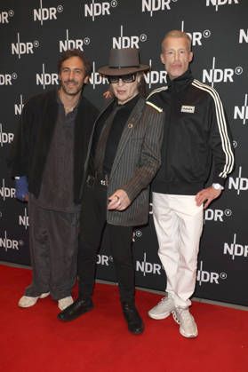 Max Giesinger, Udo Lindenberg und Benjamin von Stuckrad-Barre bei der Premiere des ARD-Dokumentarfilms Udo! Rebell. Rockstar. Ikone. in der Astor Filmlounge Hafencity. Hamburg, 28.04.2026
