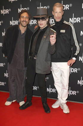 Max Giesinger, Udo Lindenberg und Benjamin von Stuckrad-Barre bei der Premiere des ARD-Dokumentarfilms Udo! Rebell. Rockstar. Ikone. in der Astor Filmlounge Hafencity. Hamburg, 28.04.2026