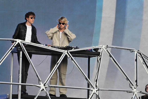 Ofenbach Perform At Parc Des Princes During UEFA Champions League - Paris The band Ofenbach Perform during the UEFA Champions League semi-final first leg football match between Paris Saint-Germain (PSG) and Bayern Munich at the Parc des Princes in Paris on April 28, 2026. Photo by Florian Poitout ABACAPRESS.COM Paris Ile-de-France France  Copyright: xPoitoutxFlorian ABACAx