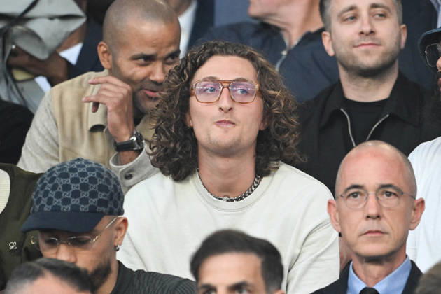 UEFA Champions League - Celebrities in the Stands Joalukas Noah during the UEFA Champions League semi-final first leg football match between Paris Saint-Germain (PSG) and Bayern Munich at the Parc des Princes in Paris on April 28, 2026. Photo by Florian Poitout ABACAPRESS.COM Paris Ile-de-France France  Copyright: xPoitoutxFlorian ABACAx