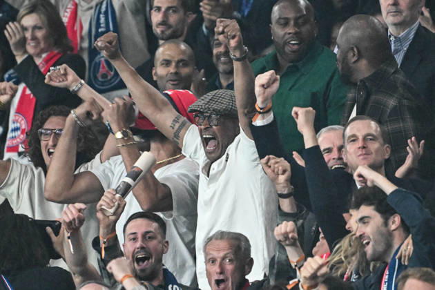 UEFA Champions League - Celebrities in the Stands Joakim Noah, Joalukas Noah, Yannick Noah, Teddy Riner and Tony Parker during the UEFA Champions League semi-final first leg football match between Paris Saint-Germain (PSG) and Bayern Munich at the Parc des Princes in Paris on April 28, 2026. Photo by Florian Poitout ABACAPRESS.COM Paris Ile-de-France France  Copyright: xPoitoutxFlorian ABACAx