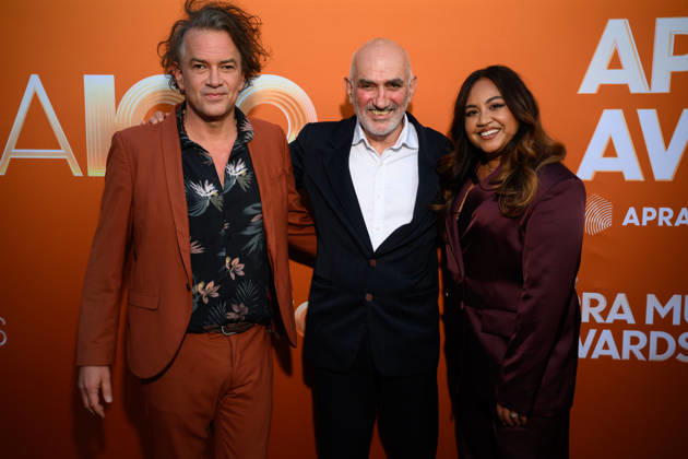 APRA MUSIC AWARDS 2026, Dan Kelly, Paul Kelly and Jessica Mauboy attend the 2026 APRA Music Awards at Hordern Pavilion, in Sydney, Wednesday, April 29, 2026. ( NO ARCHIVING SYDNEY NEW SOUTH WALES AUSTRALIA  Copyright: xDANxHIMBRECHTSx 20260429163009702700