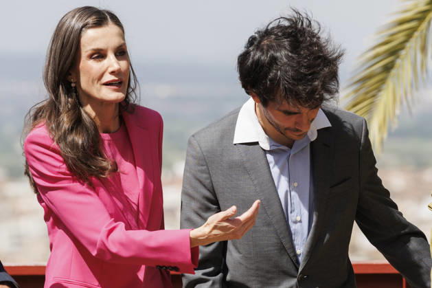 Queen Letizia presides over the proclamation of the Princess of Girona Art Award 2026 in Granada Queen Letizia on her arrival at the proclamation ceremony of the Princess of Girona Art Award 2026 On April 29, 2026 in Granada, Andalusia Spain Queen Letizia has presided over the proclamation ceremony of the Princess of Girona Art Award 2026 , This award recognizes the trajectory of young creators who, through their leadership, commitment and creativity, develop artistic and cultural projects with a positive impact on society 29 APRIL 2026 Álex Cá Granada, Andalucia Granada, Andalucia Spain  Copyright: xÃlexxCamarax 7483022