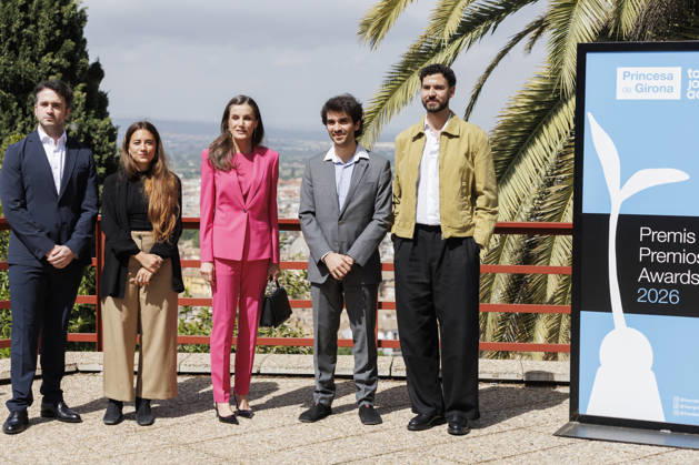 Queen Letizia presides over the proclamation of the Princess of Girona Art Award 2026 in Granada Queen Letizia presides over the family photo with the finalists for the Princess of Girona Art Award 2026 On April 29, 2026 in Granada, Andalusia Spain Queen Letizia has presided over the proclamation ceremony of the Princess of Girona Art Award 2026 , This award recognizes the trajectory of young creators who, through their leadership, commitment and creativity, develop artistic and cultural projects with a positive impact on society 29 APRIL 2026 Álex Cá Granada, Andalusia Granada, Andalusia Spain  Copyright: xÃlexxCamarax 7483094