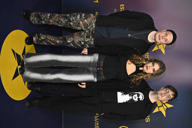STOCKHOLM, SWEDEN 20260429 Ida Lova with producers Ivan Kinell and Joakim Buddee arrive on the red carpet for Wednesday nights Grammy Awards at the Annex in Stockholm STOCKHOLM SWEDEN x10060x  Copyright: xHenrikxMontgomery TTx GRAMMISGALAN 2026 VfU5xFJIUco