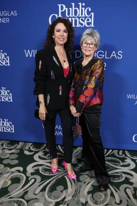 BEVERLY HILLS, CALIFORNIA - APRIL 29: Fernanda Luisa Gordon and Rita Moreno at the Public Counsel Awards Dinner on April 29, 2026 in Beverly Hills, California Credit: USA - ZUMAa123 20260429_zaa_a123_063 Copyright: xAdMediax