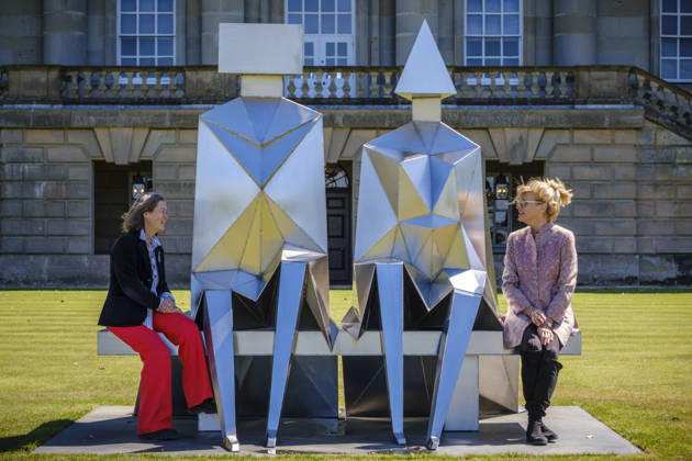 Lynn Chadwick Exhibition, Houghon, UK Houghon, UK, 29, April,2026 Opening of Lynn Chadwick retrospective at Houghton Hall in Norfolk showing two decades of the captors work at the home of Lord Cholmondeley. Claude Koenig- Red trousers (Chadwick’s assistant for 20 years), Rungwe Kingdon (both of Pangolin Editions foundry) and Sarah Chadwick (his daughter) with Large Barley Fork, which has never been public exhibited.  Copyright: xJasonxByex NINTCHDBPICT001077042213