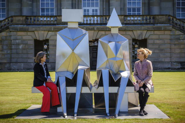 Lynn Chadwick Exhibition, Houghon, UK Houghon, UK, 29, April,2026 Opening of Lynn Chadwick retrospective at Houghton Hall in Norfolk showing two decades of the captors work at the home of Lord Cholmondeley. Claude Koenig- Red trousers (Chadwick’s assistant for 20 years), Rungwe Kingdon (both of Pangolin Editions foundry) and Sarah Chadwick (his daughter) with Large Barley Fork, which has never been public exhibited.  Copyright: xJasonxByex NINTCHDBPICT001077042216