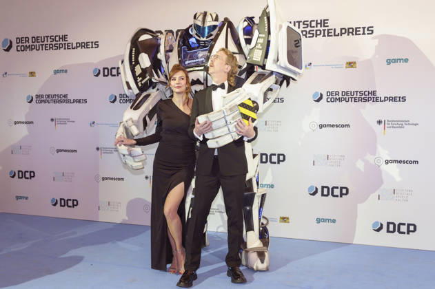 Katrin Bauerfeind und Uke Bosse bei der Verleihung des Deutschen Computerspielpreises 2026 im Herkulessaal der Residenz. München, 29.04.2026