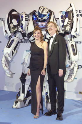 Katrin Bauerfeind und Uke Bosse bei der Verleihung des Deutschen Computerspielpreises 2026 im Herkulessaal der Residenz. München, 29.04.2026