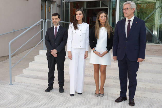 Queen Letizia meets with a representative group of Roma women Minister Pablo Bustinduy and Queen Letizia attend the meeting with a representative group of Roma women at the headquarters of the Fundación Secretariado Gitano, on April 30, 2026, in Madrid Spain The meeting highlights the progress and achievements made in recent years SECRETARIADO GITANO MUJERES GITANAS REINA LETIZIA 30 APRIL 2026 José Ramó Madrid Madrid Madrid Espana  Copyright: xJosÃ xRamonxHernandox 7485732