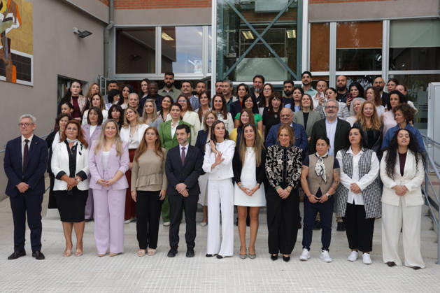 Queen Letizia meets with a representative group of Roma women Minister Pablo Bustinduy and Queen Letizia attend the meeting with a representative group of Roma women at the headquarters of the Fundación Secretariado Gitano, on April 30, 2026, in Madrid Spain The meeting highlights the progress and achievements made in recent years SECRETARIADO GITANO MUJERES GITANAS REINA LETIZIA 30 APRIL 2026 José Ramó Madrid Madrid Madrid Espana  Copyright: xJosÃ xRamonxHernandox 7485853