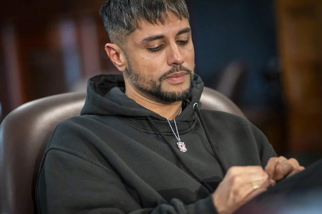Karpe legger opp Oslo 20260430. Chirag Rashmikant Patel i musikkduoen Karpe pa Nasjonalbiblioteket i anledning at de legger opp i 2028. Foto: Heiko Junge NTB Oslo Norge dugYZT6j4ns EDITORIAL USE ONLY Ref:_ENTdugYZT6j4ns.jpg Copyright: xHeikoxJungex xNTBx
