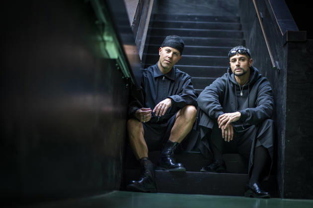 Karpe legger opp Oslo 20260430. Musikkduoen Karpe med Magdi Omar Ytreeide Abdelmaguid og Chirag Rashmikant Patel pa Nasjonalbiblioteket i anledning at de legger opp i 2028. Foto: Heiko Junge NTB Oslo Norge gWjEnQZq5t8 EDITORIAL USE ONLY Ref:_ENTgWjEnQZq5t8.jpg Copyright: xHeikoxJungex xNTBx