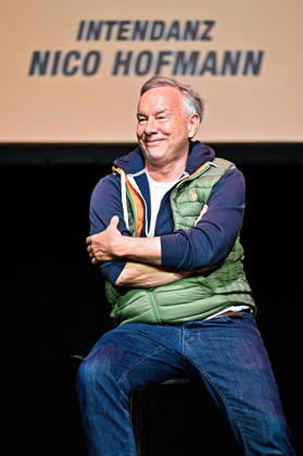 NIBELUNGEN FESTSPIELE 2026. Intendant Nico Hofmann anläßlich einer Pressekonferenz zu den Nibelungen Festspielen 2026 Die Hunnenkönigin am 30.04.2026 in Worms. 20260430MWI112006