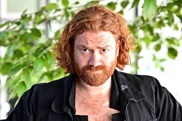 NIBELUNGEN FESTSPIELE 2026. Schauspieler Aram Tafreshian anläßlich einer Pressekonferenz zu den Nibelungen Festspielen 2026 Die Hunnenkönigin am 30.04.2026 in Worms. 20260430MWI111875