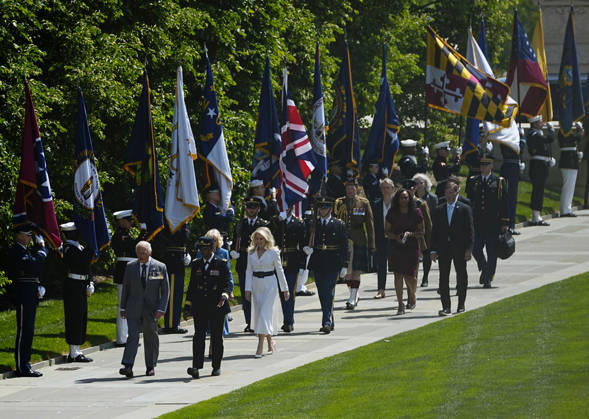 King Charles III and Queen Camilla arrive to participate in a Wreath Laying Ceremony at the Tomb of the Unknown Solider at Arlington National Cemetery in Arlington, Virginia on Thursday, April 30, 2026. The King and Queen are ending their four-day state visit to the U.S. in Virginia before returning to the U.K. this evening.  ARL20260430230 BONNIExCASH