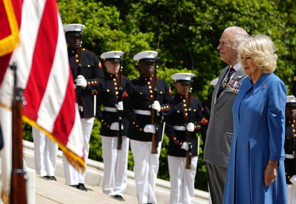 King Charles III and Queen Camilla participate in a Wreath Laying Ceremony at the Tomb of the Unknown Solider at Arlington National Cemetery in Arlington, Virginia on Thursday, April 30, 2026. The King and Queen are ending their four-day state visit to the U.S. in Virginia before returning to the U.K. this evening.  ARL2026043023580 BONNIExCASH