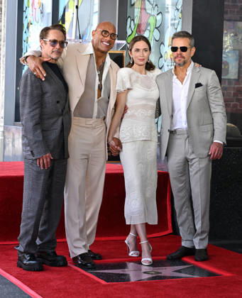 Stanley Tucci and Emily Blunt Honored with Star on Hollywood Walk of Fame Robert Downey Jr., Dwayne Johnson, Emily Blunt and Matt Damon at Stanley Tucci and Emily Blunt™s Hollywood Walk of Fame Star ceremony on April 30, 2026 in Hollywood, CA. Hollywood Hollywood Walk of Fame California USA Copyright: xLisaxOConnorx xAFF-USA.comx