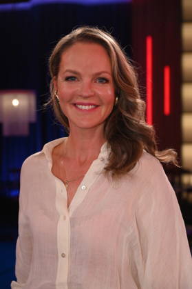 Innenarchitektin und TV-Moderatorin Eva Brenner zu Gast in der WDR Talkshow Kölner Treff