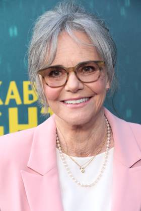 Los Angles CA Apr 30:Sally Field at Remarkably Bright Creatures Film Premiere, Los Angeles, California on April 30, 2026 Credit: USA  - ZUMAa123 20260430_zaa_a123_104 Copyright: xAdMediax