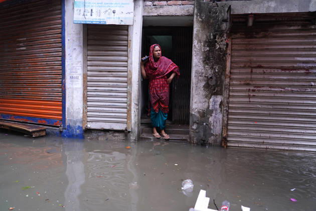 May 1, 2026, Dhaka, Dhaka, Bangladesh: DHAKA, BANGLADESH †May 1, 2026: After several hours of continuous rainfall, many small and major roads across the capital Dhaka were submerged, with water levels ranging from knee-deep to waist-deep in some areas. People forced to leave their homes for work faced severe difficulties, disrupting normal city life. Stray dogs and other animals were also left vulnerable in the flooded conditions. In many cases, clogged manholes filled with plastic waste and debris obstructed drainage systems, leading to widespread waterlogging. Dhaka Bangladesh - ZUMAk185 20260501_zip_k185_025 Copyright: xRubelxKarmakerx