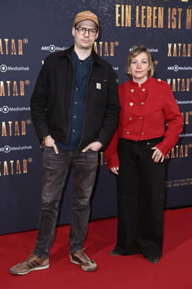 Christoph Jansen und Uli Kleppi bei der Premiere der ARD-Dokuserie Xatar - Ein Leben ist nicht genug in der Fotografiska Berlin. Berlin, 30.04.2026