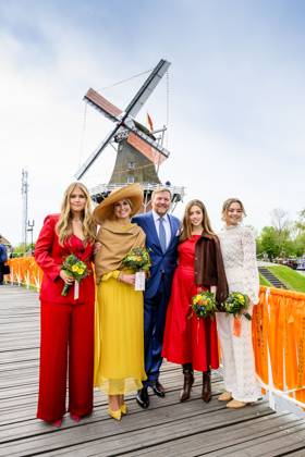 Dokkum, The Netherlands, 2026-04-27 13:09:24 DOKKUM, 27-04-2026 , Dokkum City Centre King Willem-Alexander, Queen Maxima with their daughters Princess Amalia, Princess Alexia and Princess Ariane during King s Day 2026 in Dokkum Photo: NLBeeld POOL Micha Schoemaker Credit: NL Beeld Patrick van Emst  Copyright: xx x