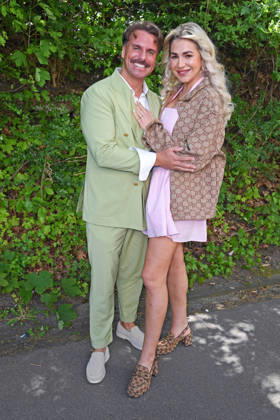 Sascha Schmitz mit Ehefrau Sandra Czok beim BILD-RENNTAG auf der Trabrennbahn in Gelsenkirchen am 01.05.2026
