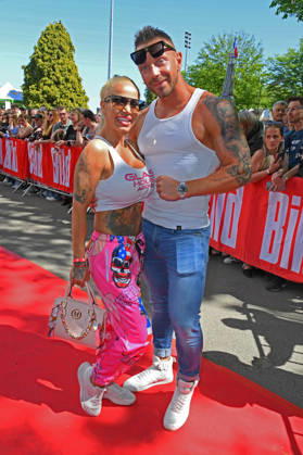 Ginger Costello-Wollersheim mit Freund Lukas Reiter beim BILD-RENNTAG auf der Trabrennbahn in Gelsenkirchen am 01.05.2026