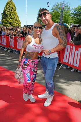 Ginger Costello-Wollersheim mit Freund Lukas Reiter beim BILD-RENNTAG auf der Trabrennbahn in Gelsenkirchen am 01.05.2026