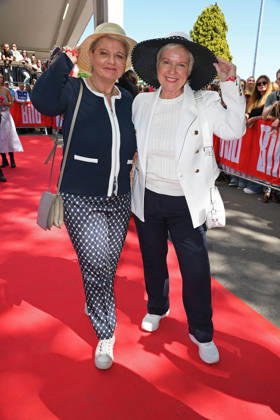 Andrea Spatzek, Biggi Birgit Lechtermann beim BILD-RENNTAG auf der Trabrennbahn in Gelsenkirchen am 01.05.2026