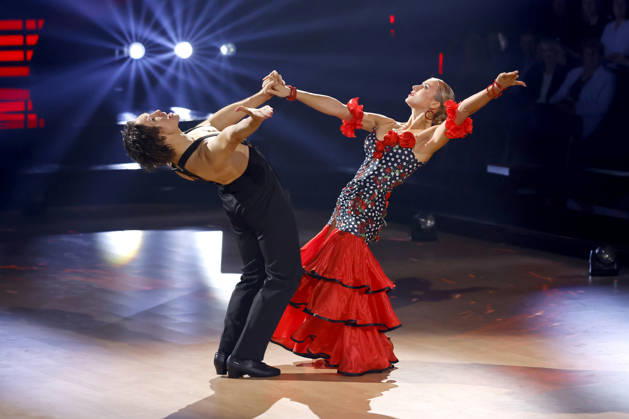 Sängerin Anna-Carina Woitschack und Tänzer Evgeny Vinokurov bei der achten Tanzshow der 19. Staffel der RTL-Tanzshow Lets Dance im Coloneum. Köln, 01.05.2026 NRW Deutschland Copyright: xChristophxHardtx