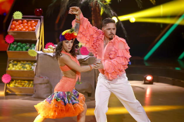Schlagzeuger Gustav Schäfer (Tokio Hotel) und Tänzerin Anastasia Maruster bei der achten Tanzshow der 19. Staffel der RTL-Tanzshow Lets Dance im Coloneum. Köln, 01.05.2026 NRW Deutschland Copyright: xChristophxHardtx