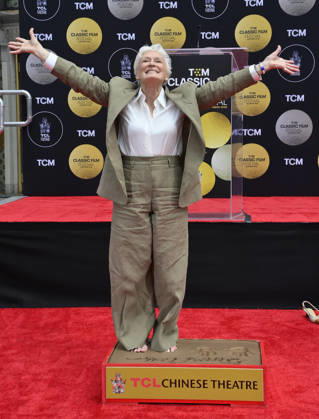 Actress Glenn Close participates in a hand and footprint ceremony immortalizing her in the forecourt of the TCL Chinese Theatre (formerly Grauman s) in the Hollywood section of Los Angeles on Friday, May 1, 2026.  LAP2026050117 JIMxRUYMEN