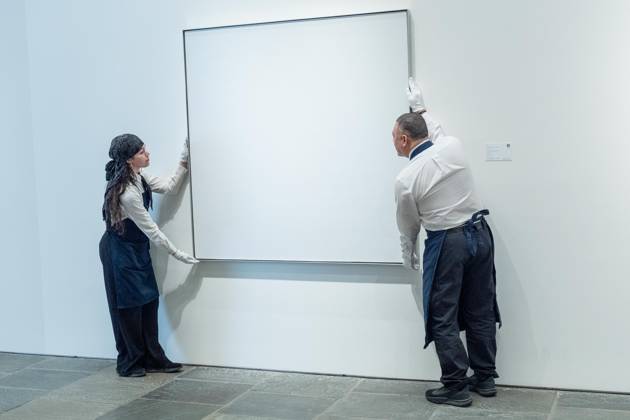 May 1, 2026, Bronx, New York, USA: Auction assistants pose with Agnes Martin s Untitled 10 during May Marquee Modern & Contemporary Auctions press preview at Sotheby s The Breuer in New York, NY on May 1, 2026. Bronx USA  - ZUMAr339 20260501_znp_r339_024 Copyright: xLevxRadinx