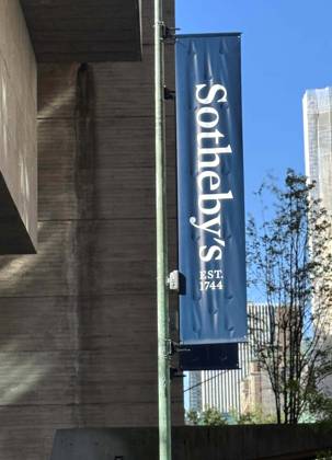 May 1, 2026, New York, New York, USA: A view of Sotheby s signage seen during the press preview for Sothebys New York May Marquee Week Modern and Contemporary Auctions held at The Breuer Building. New York USA  - ZUMAk03_ 20260501_zaf_k03_020 Copyright: xNancyxKaszermanx