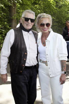 Heinz Hoenig mit Ehefrau Annika Kärsten-Hoenig beim Bild-Renntag 2026 auf der Trabrennbahn Gelsenkirchen. Gelsenkirchen, 01.05.2026