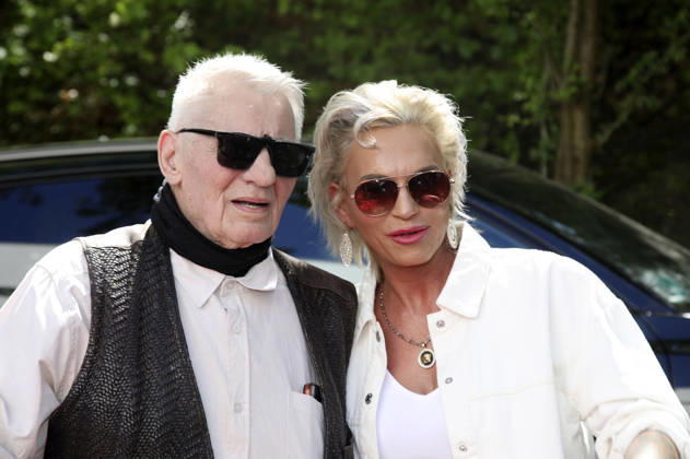 Heinz Hoenig mit Ehefrau Annika Kärsten-Hoenig beim Bild-Renntag 2026 auf der Trabrennbahn Gelsenkirchen. Gelsenkirchen, 01.05.2026