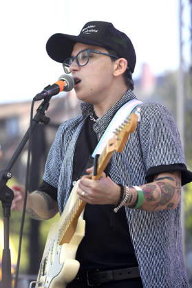 Ryan Cassata live beim 1. Mai Fest auf dem Faustgelände. Hannover, 01.05.2026