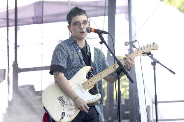 Ryan Cassata live beim 1. Mai Fest auf dem Faustgelände. Hannover, 01.05.2026