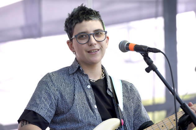 Ryan Cassata live beim 1. Mai Fest auf dem Faustgelände. Hannover, 01.05.2026